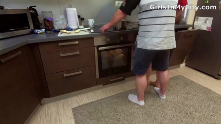 Stepson Fucked Stepmom While Dad Was Talking On The Phone In The Next Room - Erin Electra SD (2026)