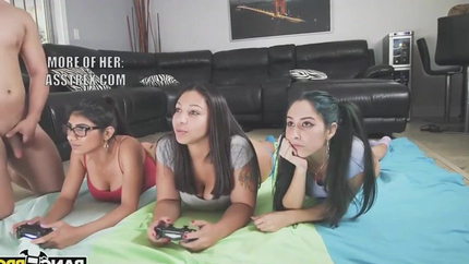 Mia Khalifa, Rachel Rose, Tiffany Valentine - Mia's Big Tits - Mia Khalifa SD (2026)